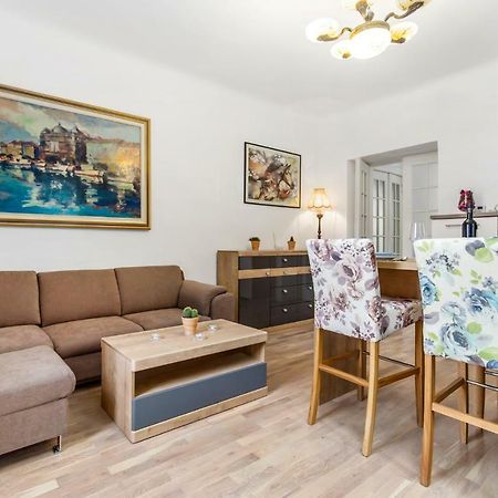 Apartman Villa Carolina Rijeka Extérieur photo