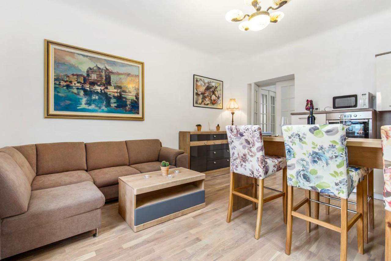 Apartman Villa Carolina Rijeka Extérieur photo
