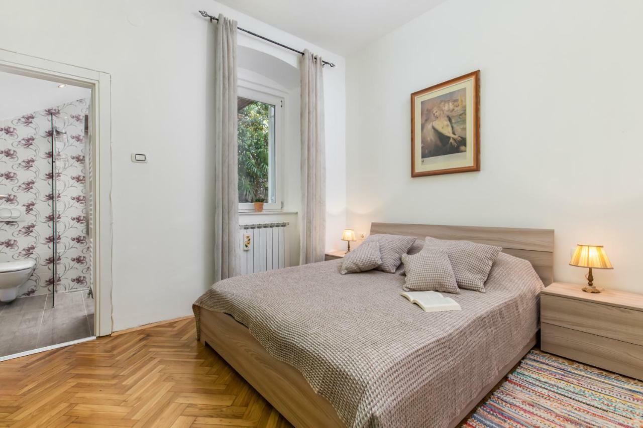 Apartman Villa Carolina Rijeka Extérieur photo